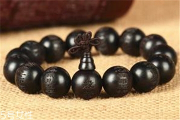 烏木手串有什么好處_烏木手串盤玩效果_真烏木手串多少錢一串