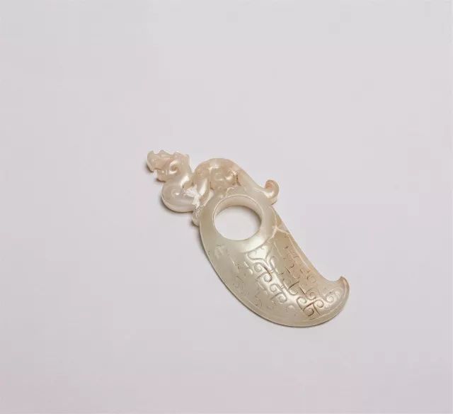 玉雕錢幣寓意_玉雕擺件多少錢_玉雕花錢