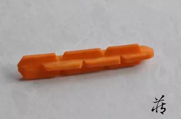 玉雕鏈條掛件雕刻技法_玉雕活環鏈子雕刻_玉石雕刻成鏈子