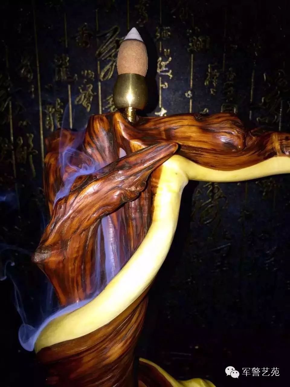 蜜蠟是帶白花好還是純黃好_蜜蠟黃白花是啥料_白花蜜蠟和黃蜜蠟哪個好