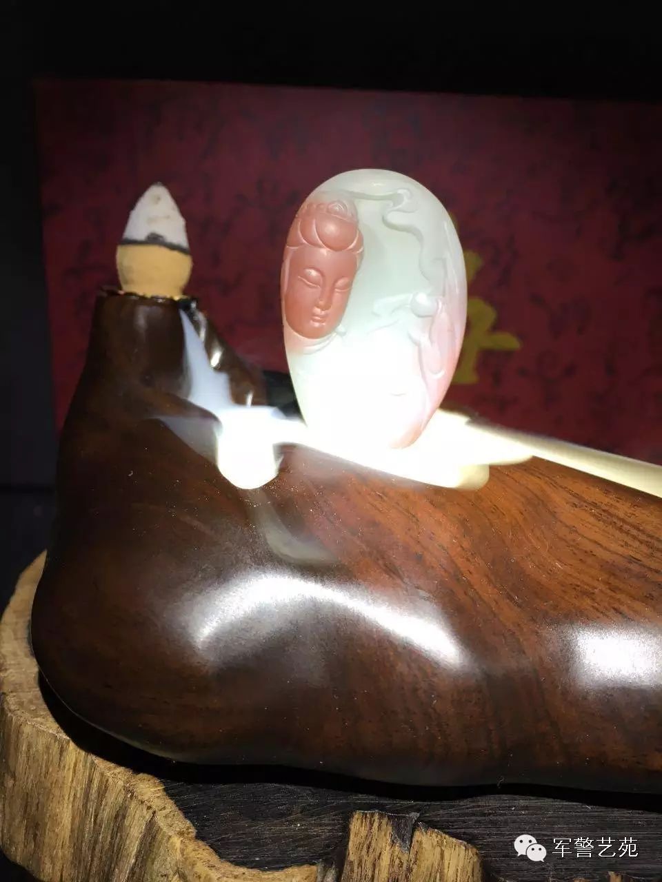 白花蜜蠟和黃蜜蠟哪個好_蜜蠟是帶白花好還是純黃好_蜜蠟黃白花是啥料