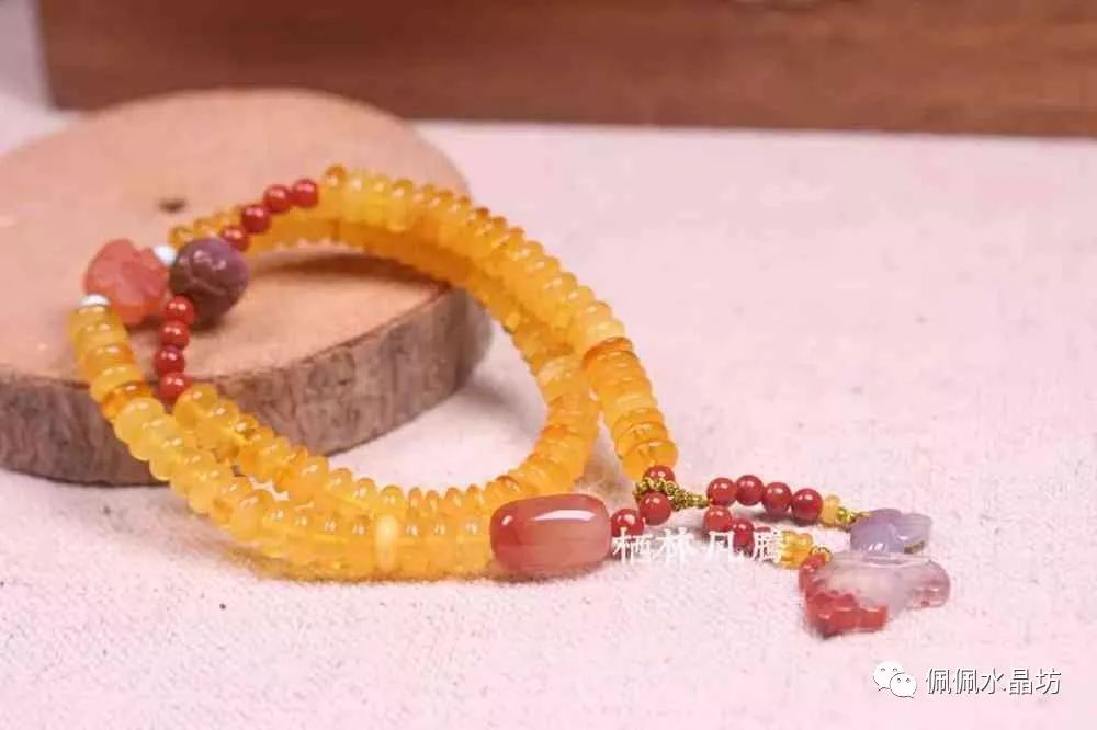 佩戴南紅手鏈有什么好處_戴南紅手串有什么講究_南紅手鏈適合什么人戴