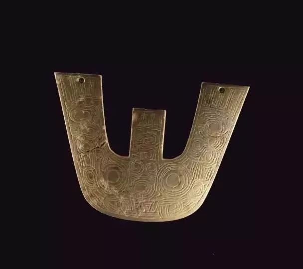 觀察玉器雕刻痕跡的方法_雕刻玉石的過程_雕刻痕跡玉器觀察方法有哪些