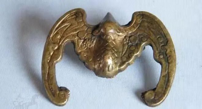 奇石底座制作方法_奇石底座有什么材料制作_請問哪里有做奇石底座的