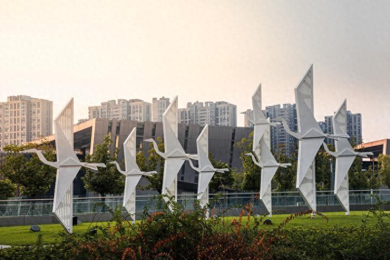 不銹鋼雕塑-_雕塑不銹鋼雕刻廠家_雕塑不銹鋼施工廠家