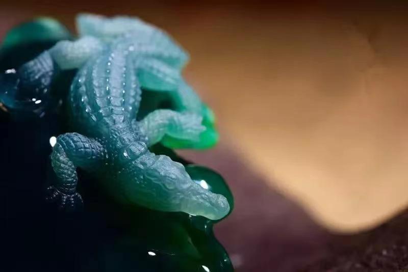 亞洲大師玉雕人有哪些_亞洲玉雕大師有哪些人?_亞洲玉石雕刻大師是什么級別