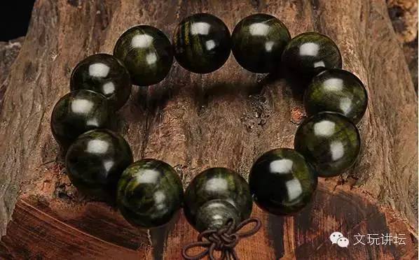 紫檀手串盤玩方法視頻_紫檀手串盤玩方法_小葉紫檀手串盤玩方法