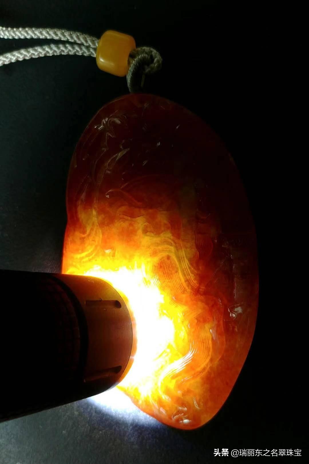 翡翠用什么刀雕刻_翡翠雕刻刀是什么材質的_翡翠雕刻刀用什么工具