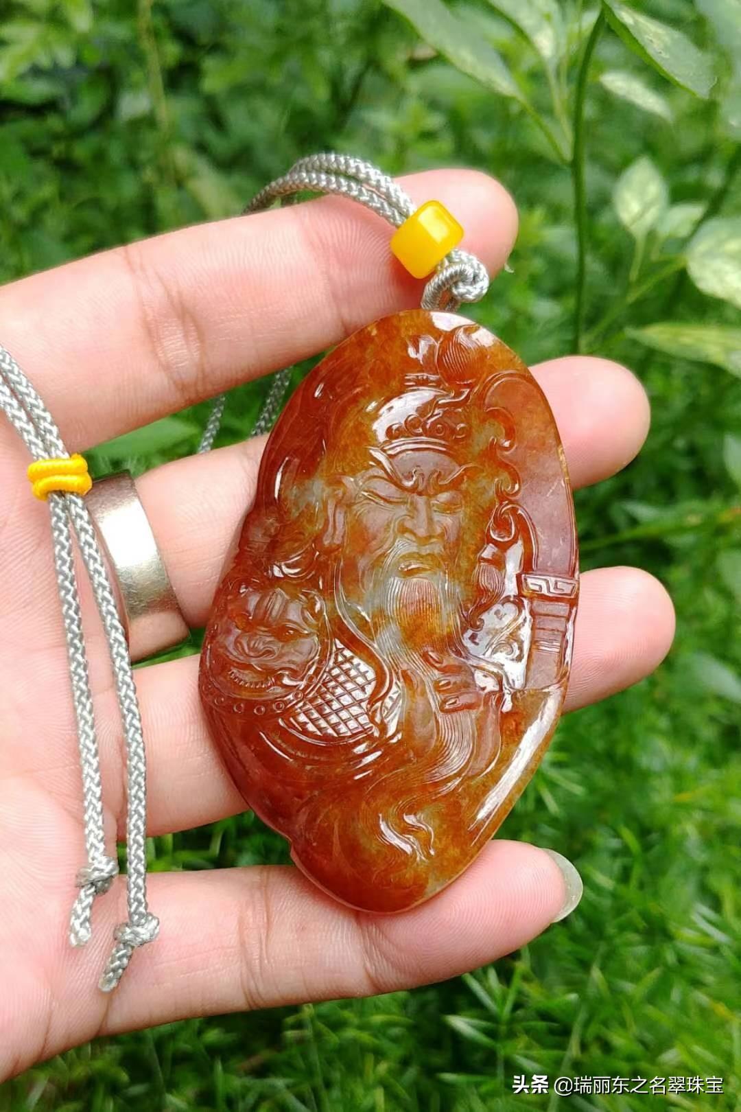 翡翠雕刻刀用什么工具_翡翠用什么刀雕刻_翡翠雕刻刀是什么材質的