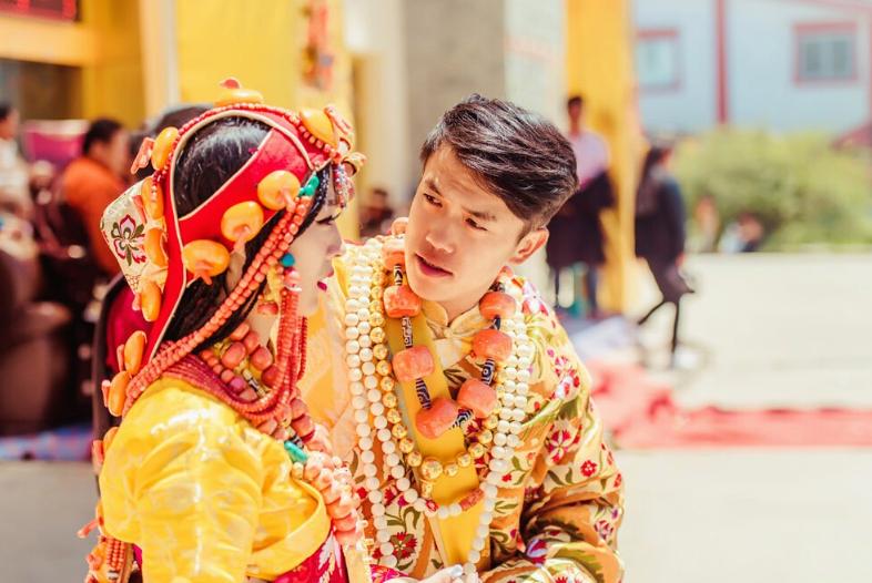 蜜蠟項(xiàng)鏈好處_蜜蠟項(xiàng)鏈一般多少錢_蜜蠟項(xiàng)鏈多少顆珠子最好