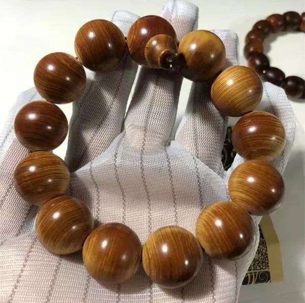 菩提手串盤買新的好嗎_新買一個菩提應該怎么盤_新買的菩提手串怎么盤