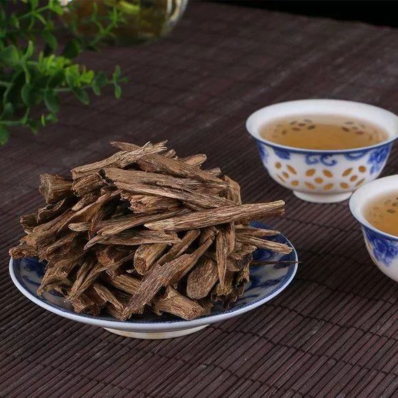 沉香茶的功效_椅南沉香茶功效_沉香茶功效與作用及食用方法
