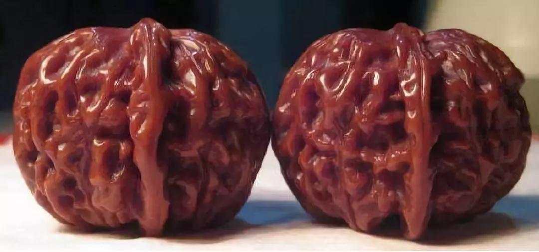 核桃盤(pán)多長(zhǎng)時(shí)間_為什么要盤(pán)核桃_核桃盤(pán)之前需要怎樣處理